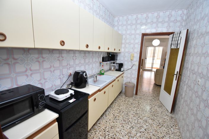 Image No.9-2 Bed Property for sale