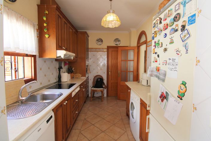 Image No.14-3 Bed Villa for sale