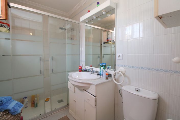 Image No.18-3 Bed Villa for sale