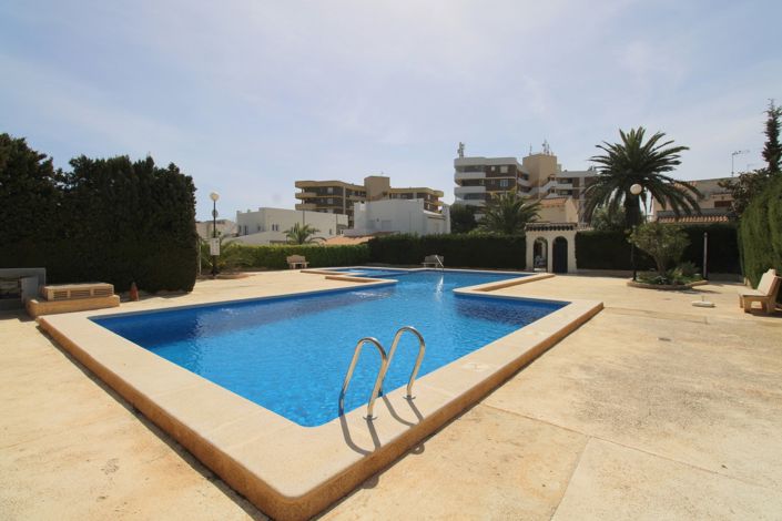 Image No.2-3 Bed Villa for sale