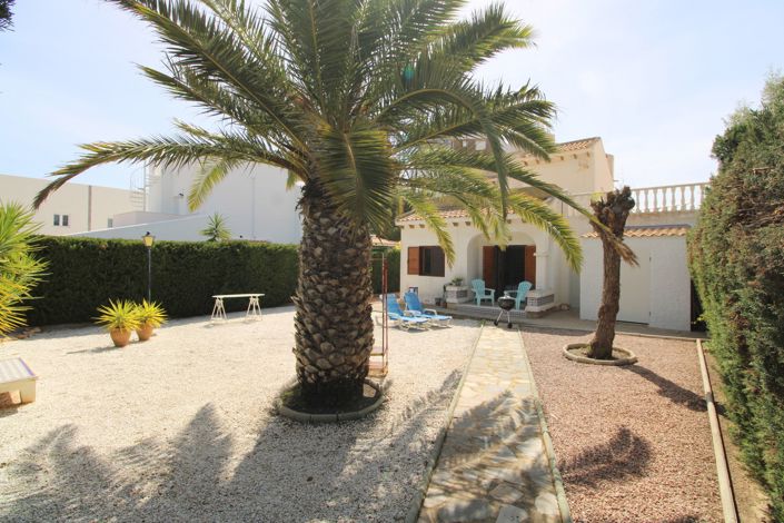 Image No.24-3 Bed Villa for sale