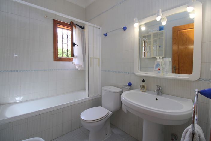 Image No.4-3 Bed Villa for sale