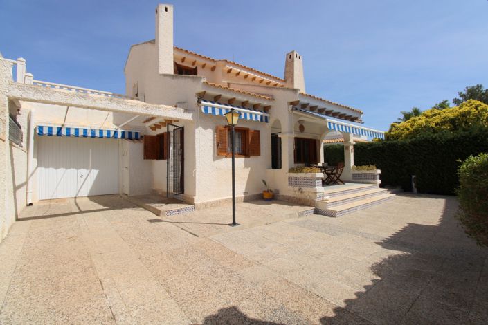 Image No.5-3 Bed Villa for sale