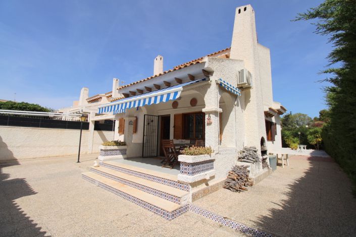Image No.7-3 Bed Villa for sale