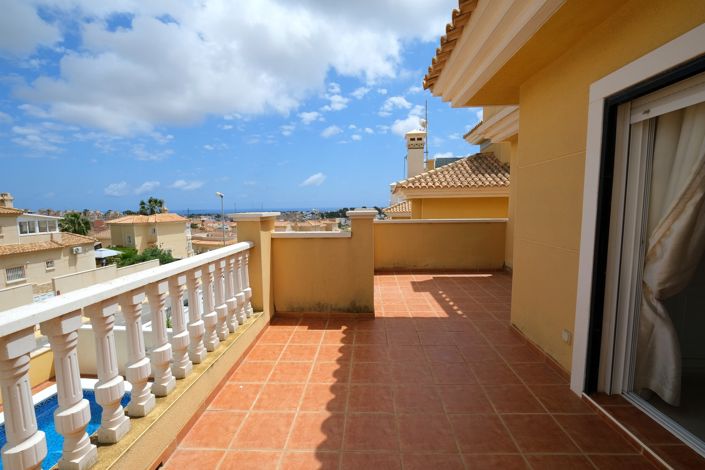 Image No.17-3 Bed Villa for sale