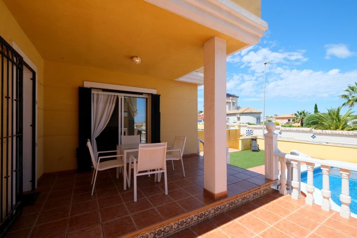 Image No.22-3 Bed Villa for sale