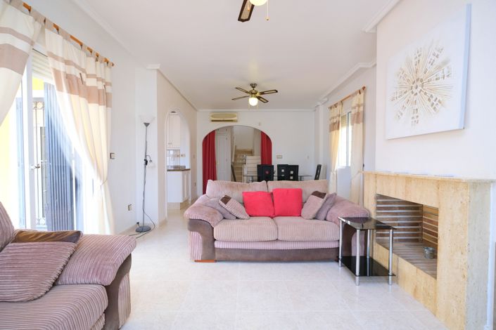 Image No.7-3 Bed Villa for sale