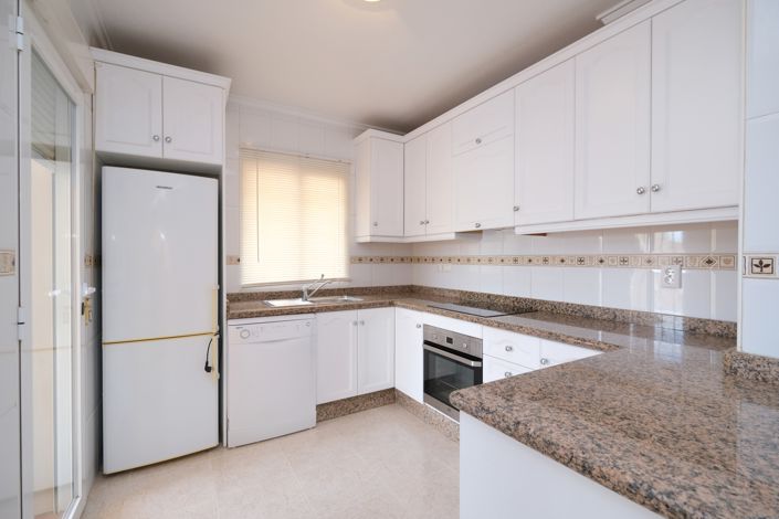 Image No.8-3 Bed Villa for sale