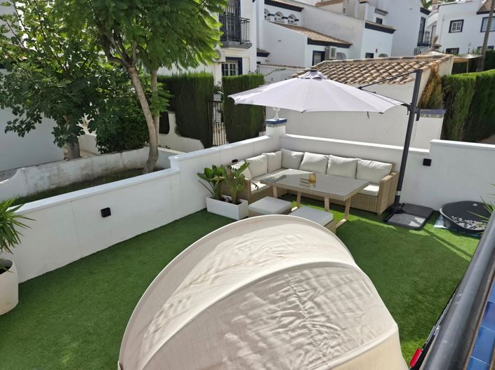 Image No.21-2 Bed Property for sale