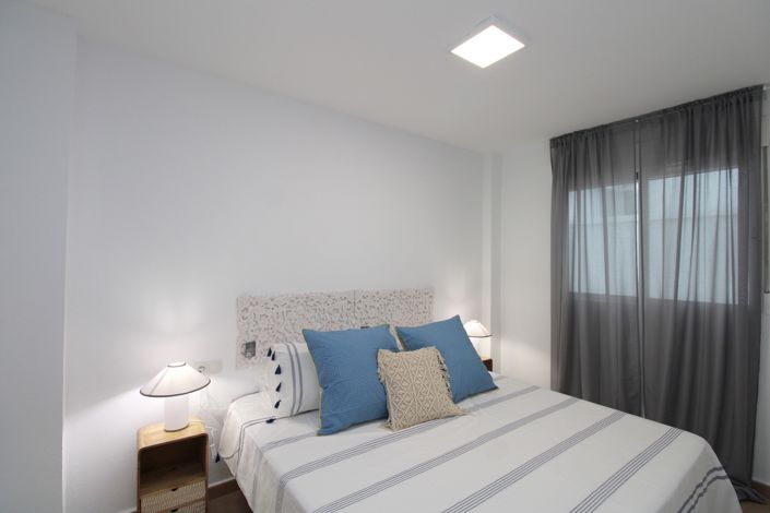 Image No.8-2 Bed Apartment for sale