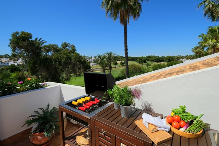 Image No.17-2 Bed Property for sale