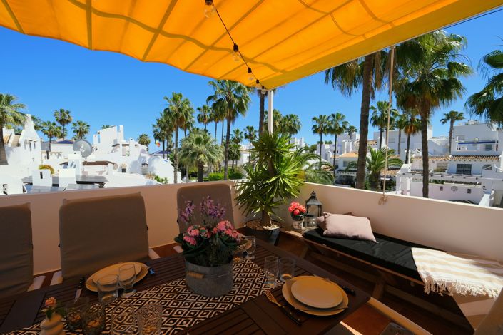 Image No.20-2 Bed Property for sale
