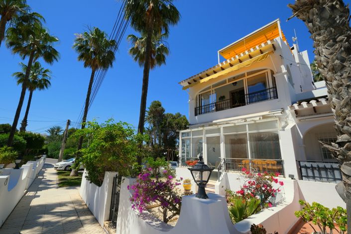 Image No.27-2 Bed Property for sale