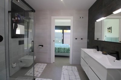 he27650img1678