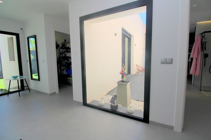 Image No.17-3 Bed Villa for sale