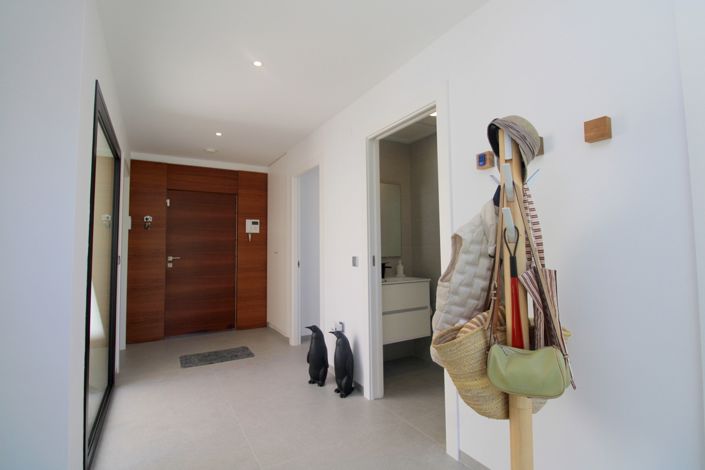 Image No.19-3 Bed Villa for sale