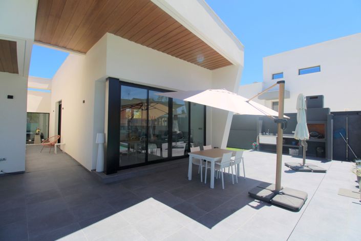 Image No.22-3 Bed Villa for sale