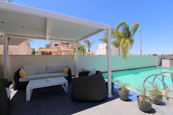 Image No.25-3 Bed Villa for sale