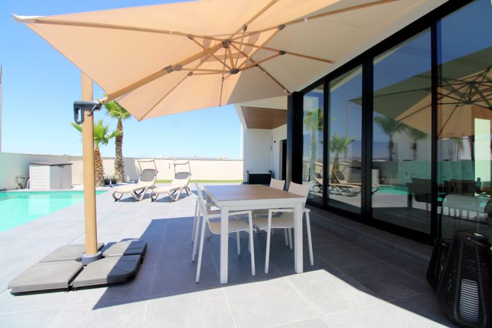 Image No.27-3 Bed Villa for sale