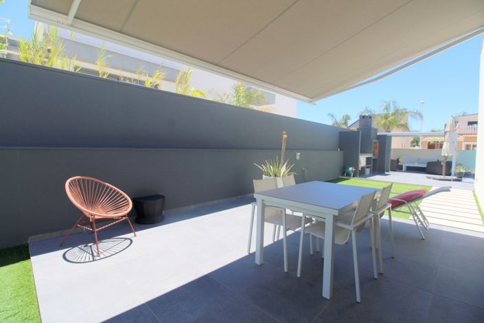 Image No.28-3 Bed Villa for sale