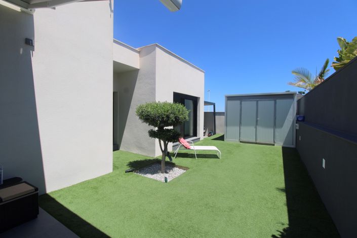 Image No.29-3 Bed Villa for sale