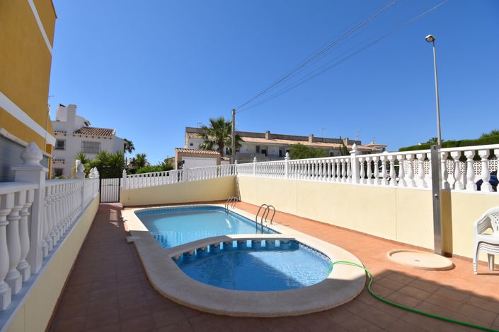 Image No.24-2 Bed Townhouse for sale
