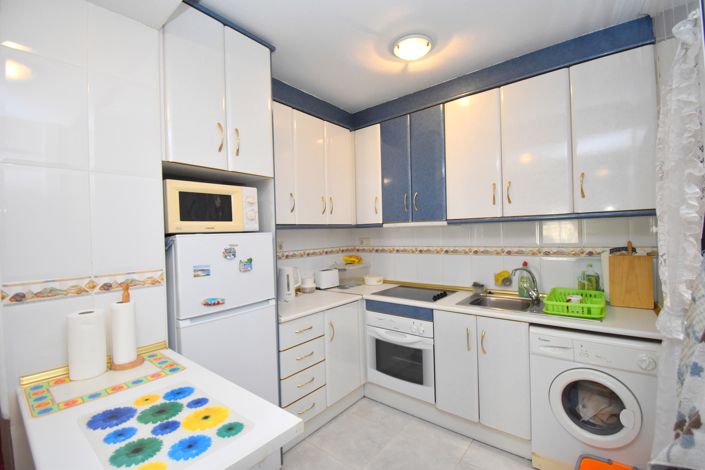 Image No.6-2 Bed Townhouse for sale