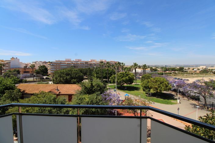 Image No.17-2 Bed Apartment for sale