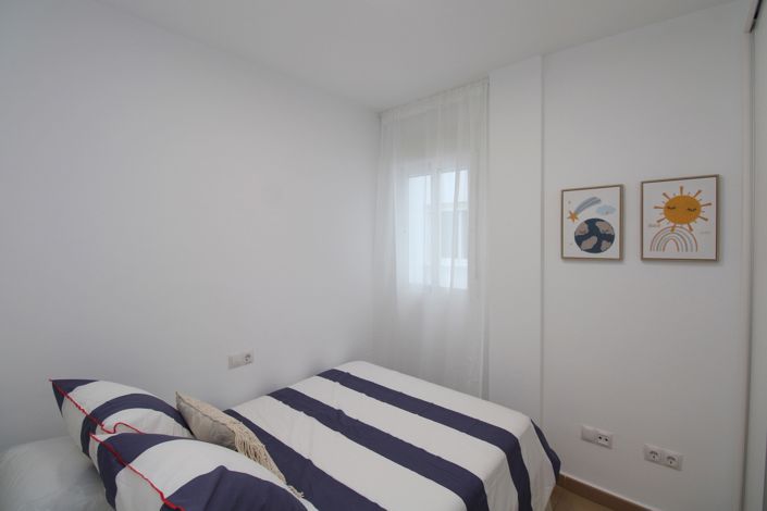 Image No.16-2 Bed Apartment for sale