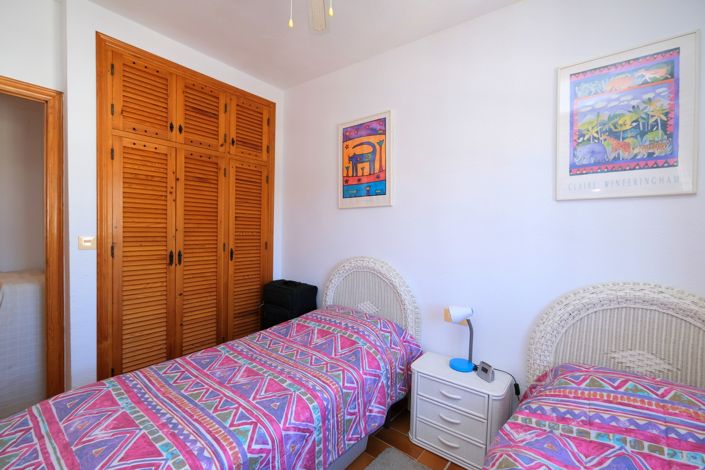 Image No.18-2 Bed Townhouse for sale