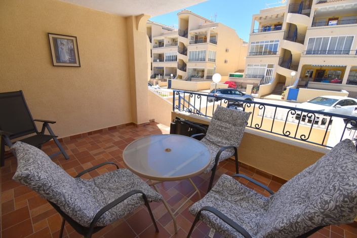 Image No.16-2 Bed Property for sale