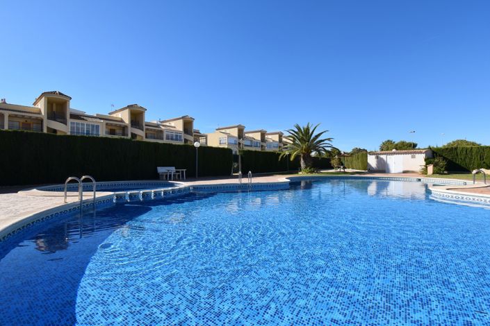 Image No.2-2 Bed Property for sale