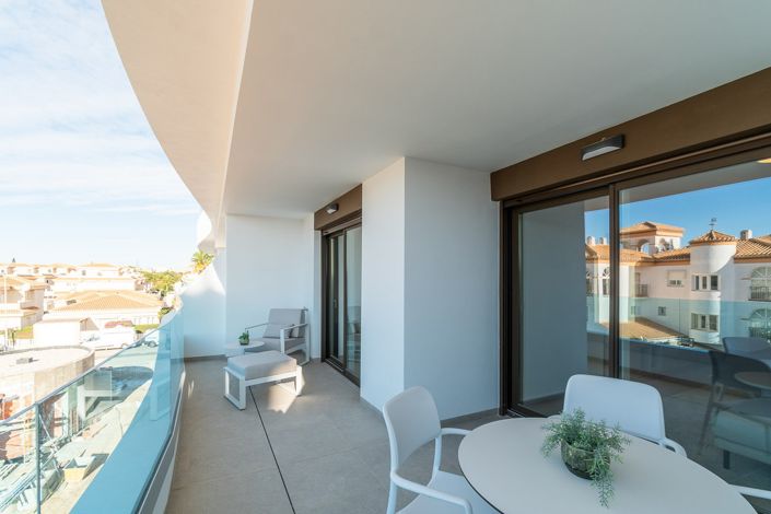 Image No.19-3 Bed Apartment for sale