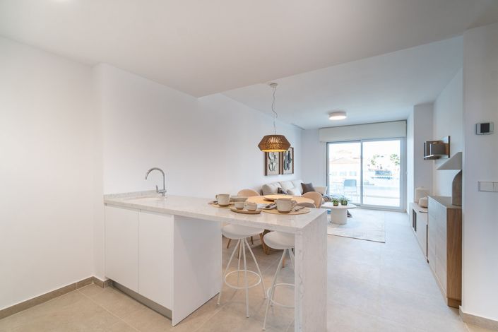 Image No.7-3 Bed Apartment for sale