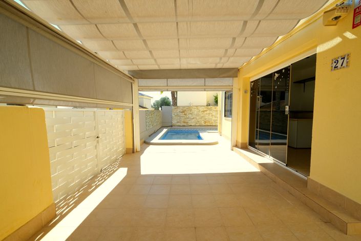 Image No.18-2 Bed Villa for sale