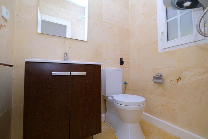 Image No.9-2 Bed Villa for sale