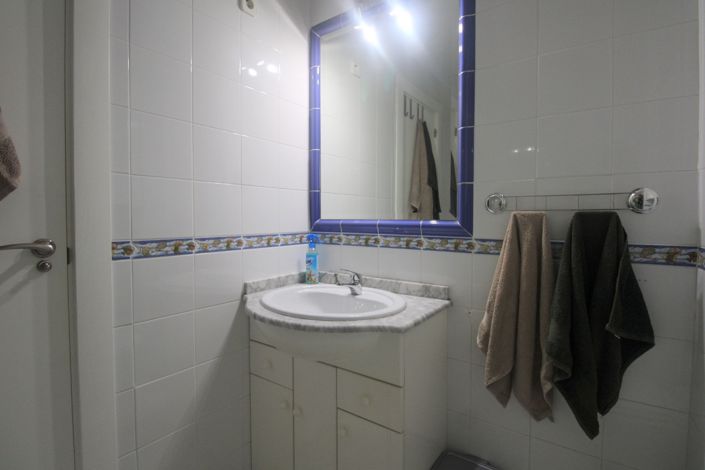 Image No.17-2 Bed Apartment for sale