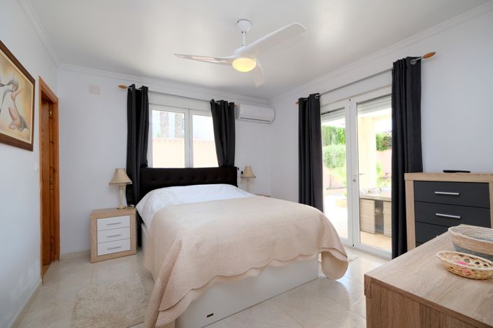 Image No.15-4 Bed Villa for sale