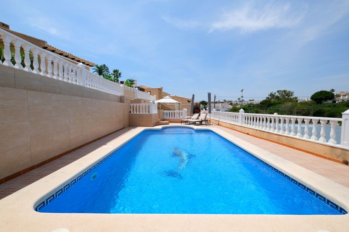Image No.28-4 Bed Villa for sale