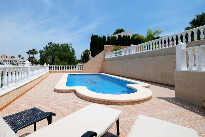 Image No.29-4 Bed Villa for sale