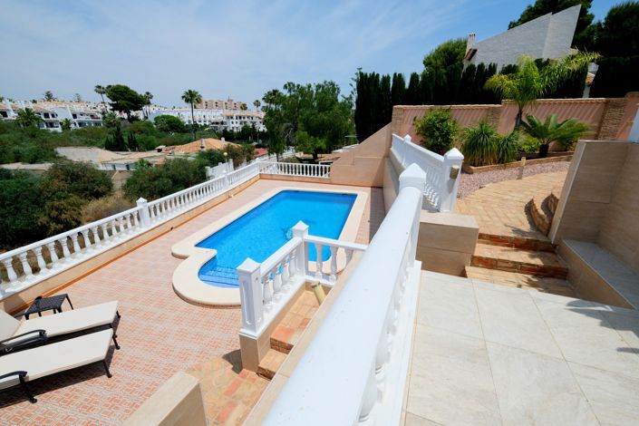 Image No.32-4 Bed Villa for sale