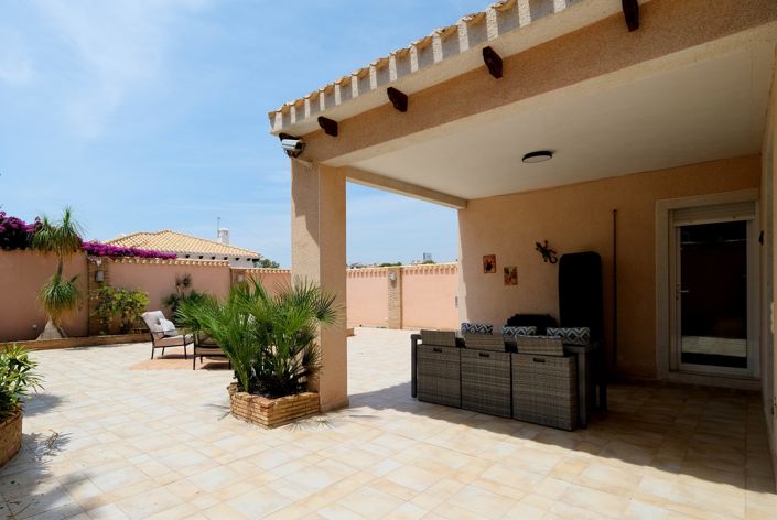 Image No.38-4 Bed Villa for sale