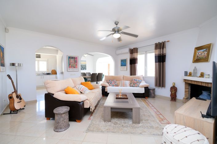 Image No.4-4 Bed Villa for sale