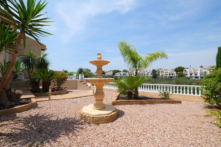 Image No.42-4 Bed Villa for sale