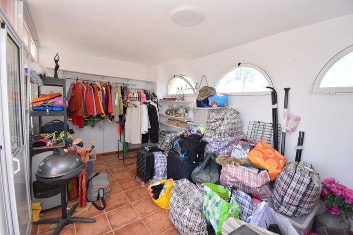 Image No.28-2 Bed Bungalow for sale