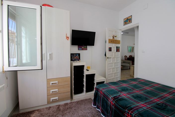 Image No.17-2 Bed Bungalow for sale