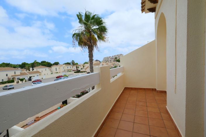 Image No.14-2 Bed Townhouse for sale