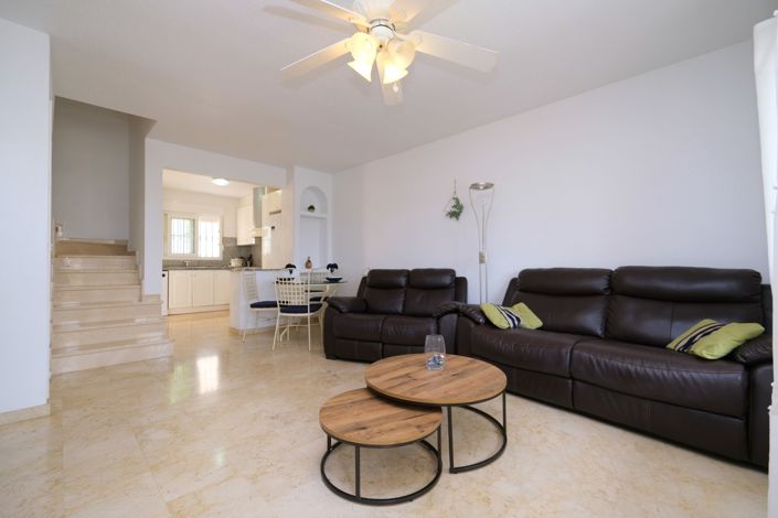 Image No.4-2 Bed Townhouse for sale