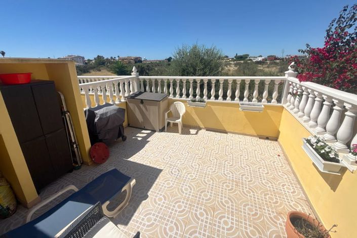 Image No.22-3 Bed Townhouse for sale