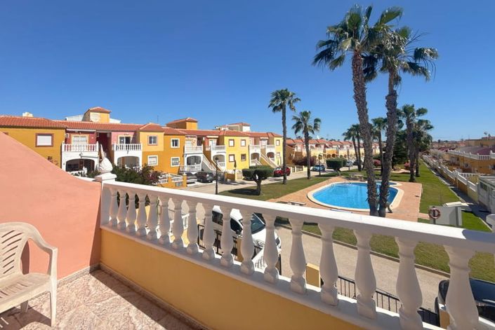 Image No.3-3 Bed Townhouse for sale